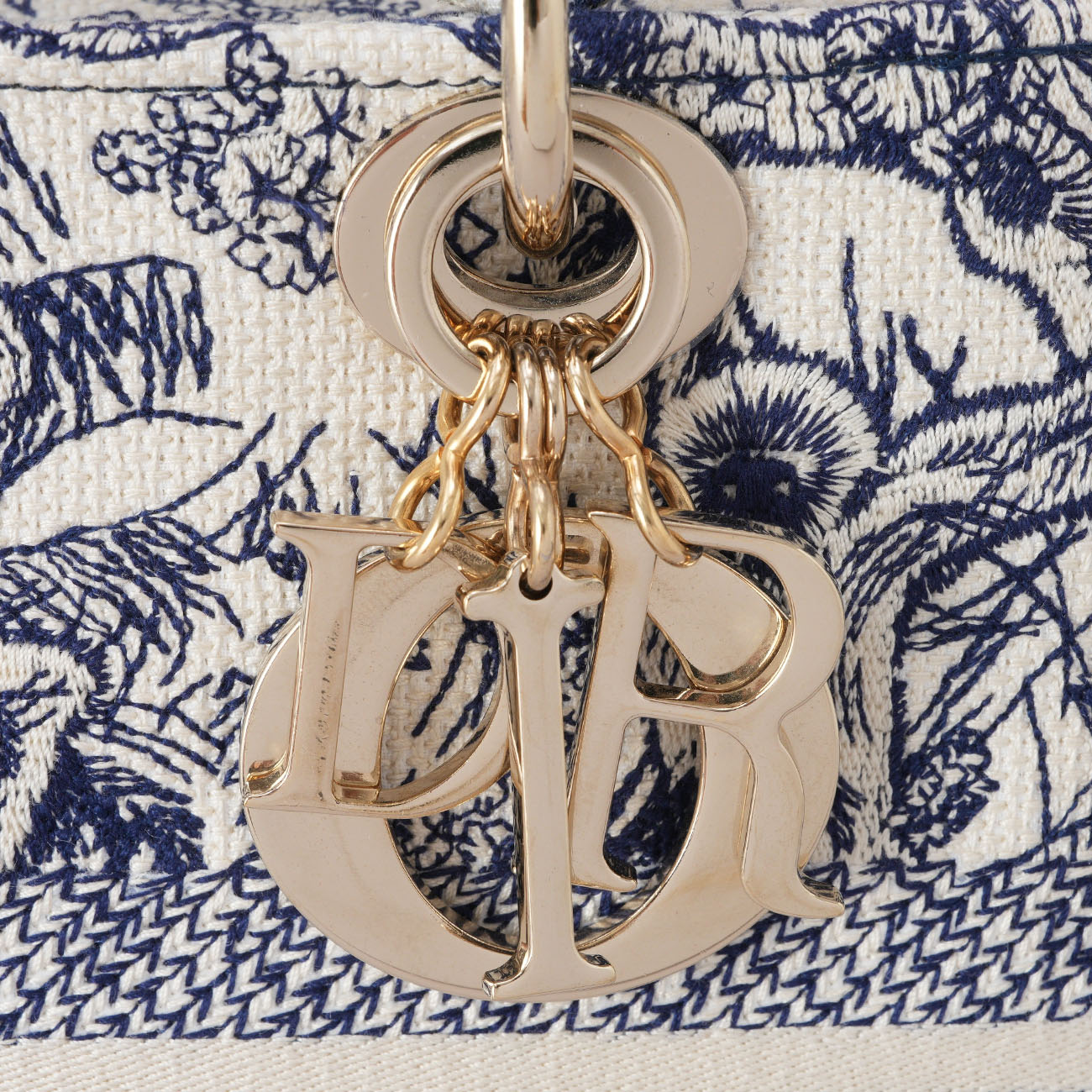 CHRISTIAN DIOR(USED)디올 레이디 D-LITE 미듐